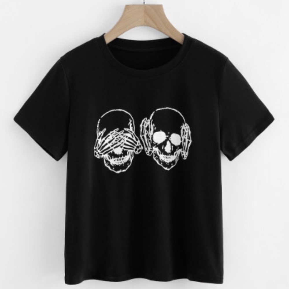 Skull black crop top
